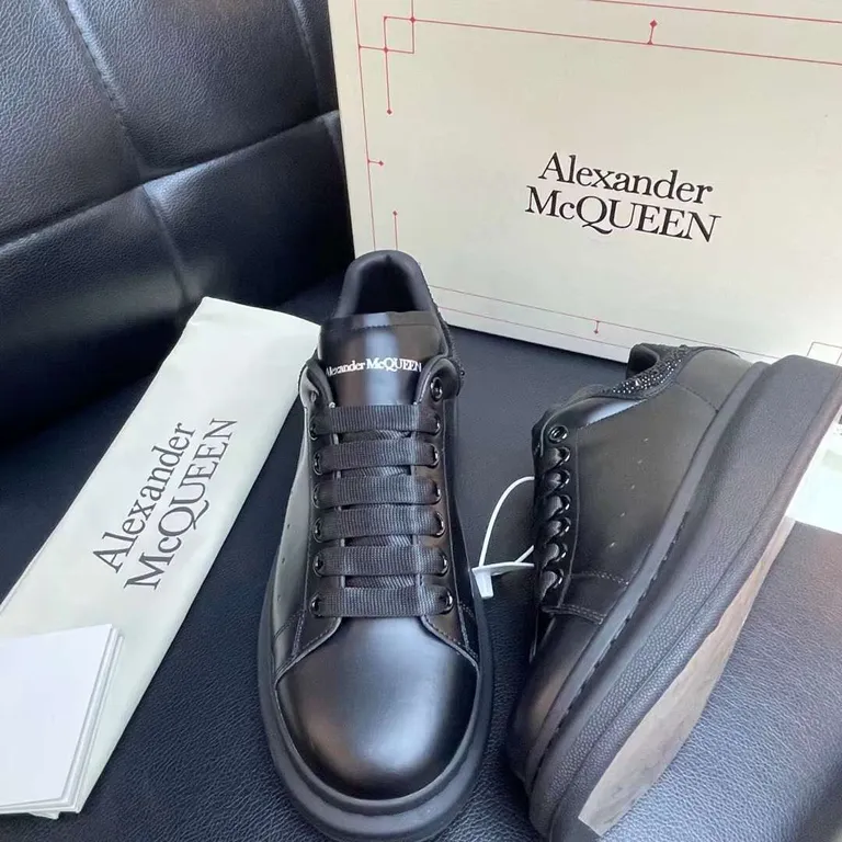 Alexander McQueen Shoe 